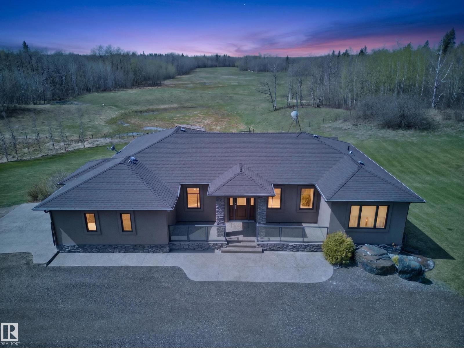 52138 Rge Road 215, Rural Strathcona County, Alberta  T8E 1B3 - Photo 2 - E4488077