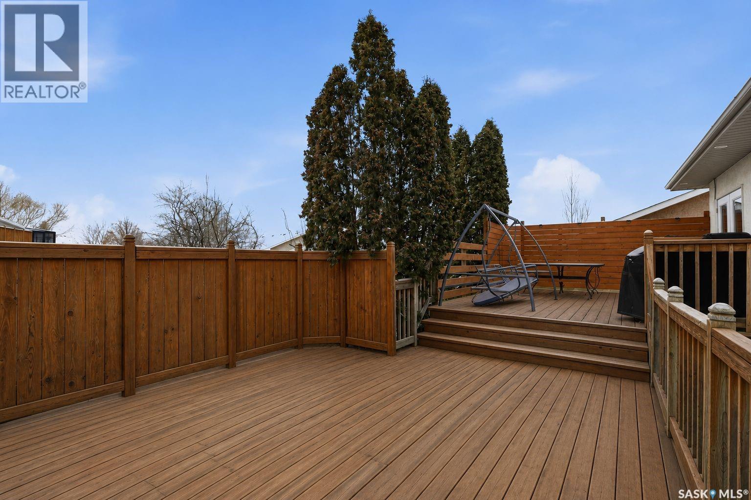 1031 Carr Crescent, Saskatoon, Saskatchewan  S7S 1L8 - Photo 5 - SK038677