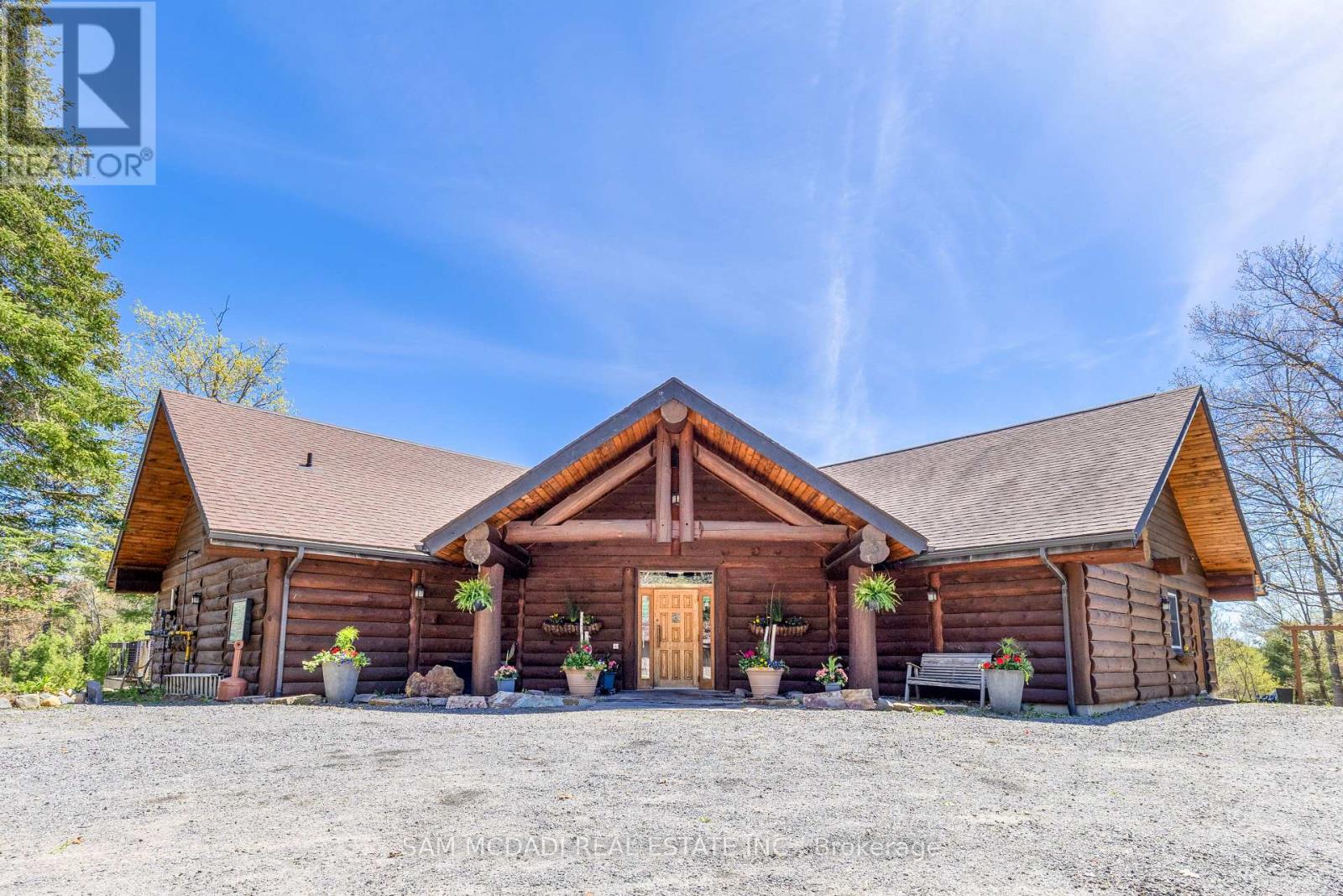 9 LITTLE BEAVER BOULEVARD, Seguin, Ontario