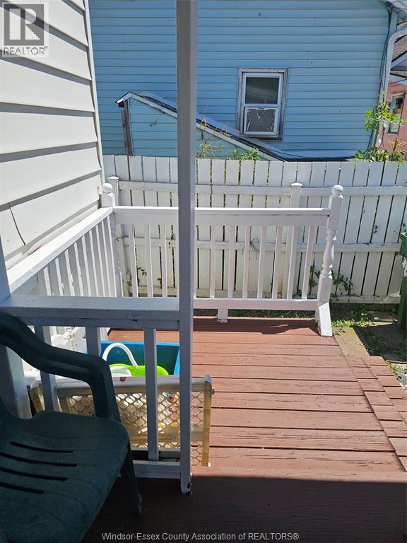 365 Marentette, Windsor, Ontario  N9A 1Y7 - Photo 11 - 26013502