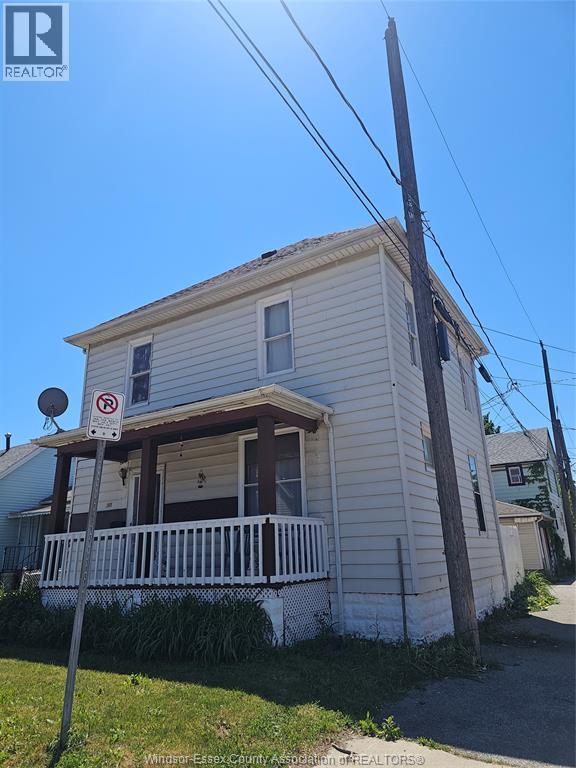 365 Marentette, Windsor, Ontario  N9A 1Y7 - Photo 2 - 26013502