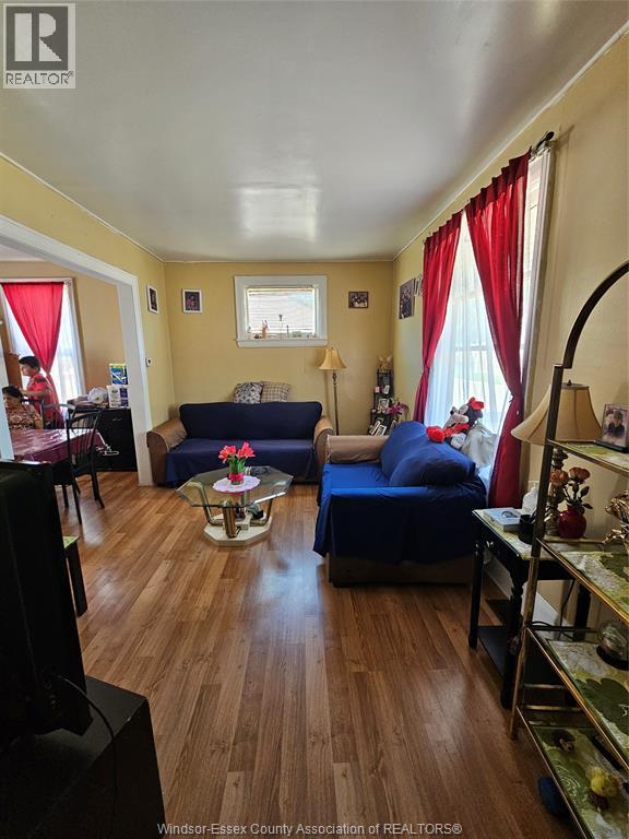 365 Marentette, Windsor, Ontario  N9A 1Y7 - Photo 4 - 26013502