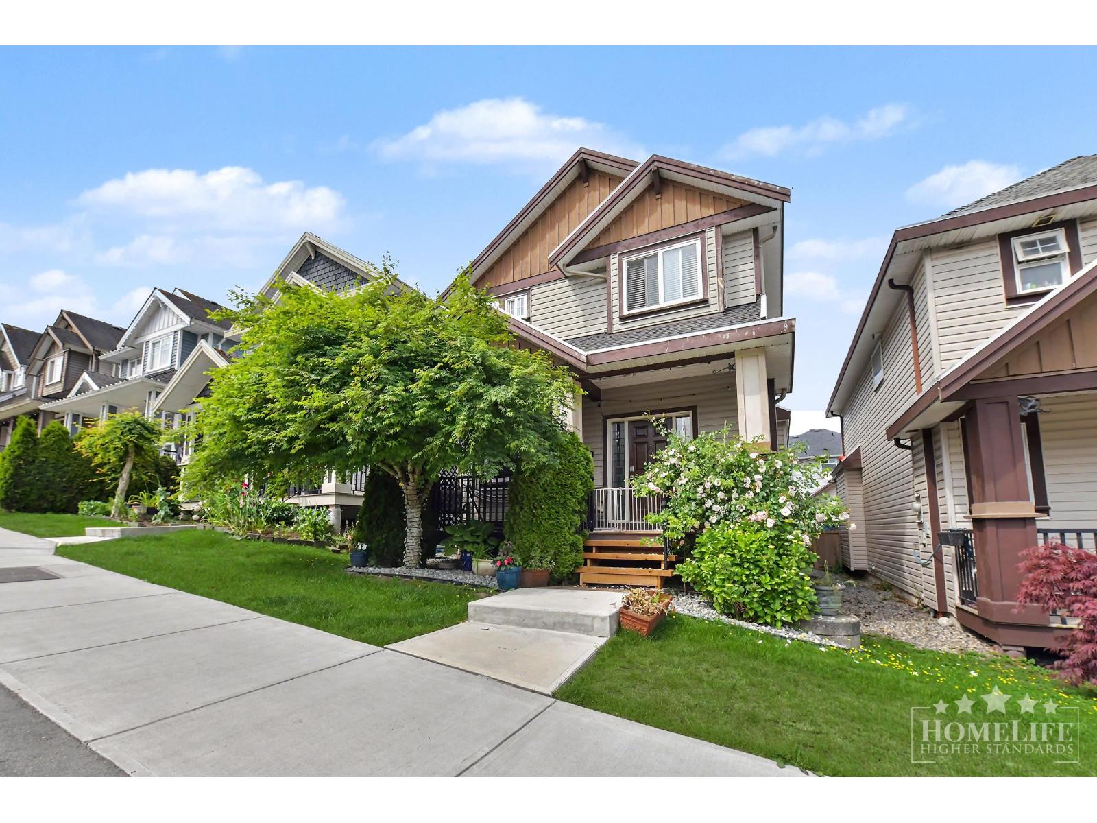 Basement 6125 148 STREET