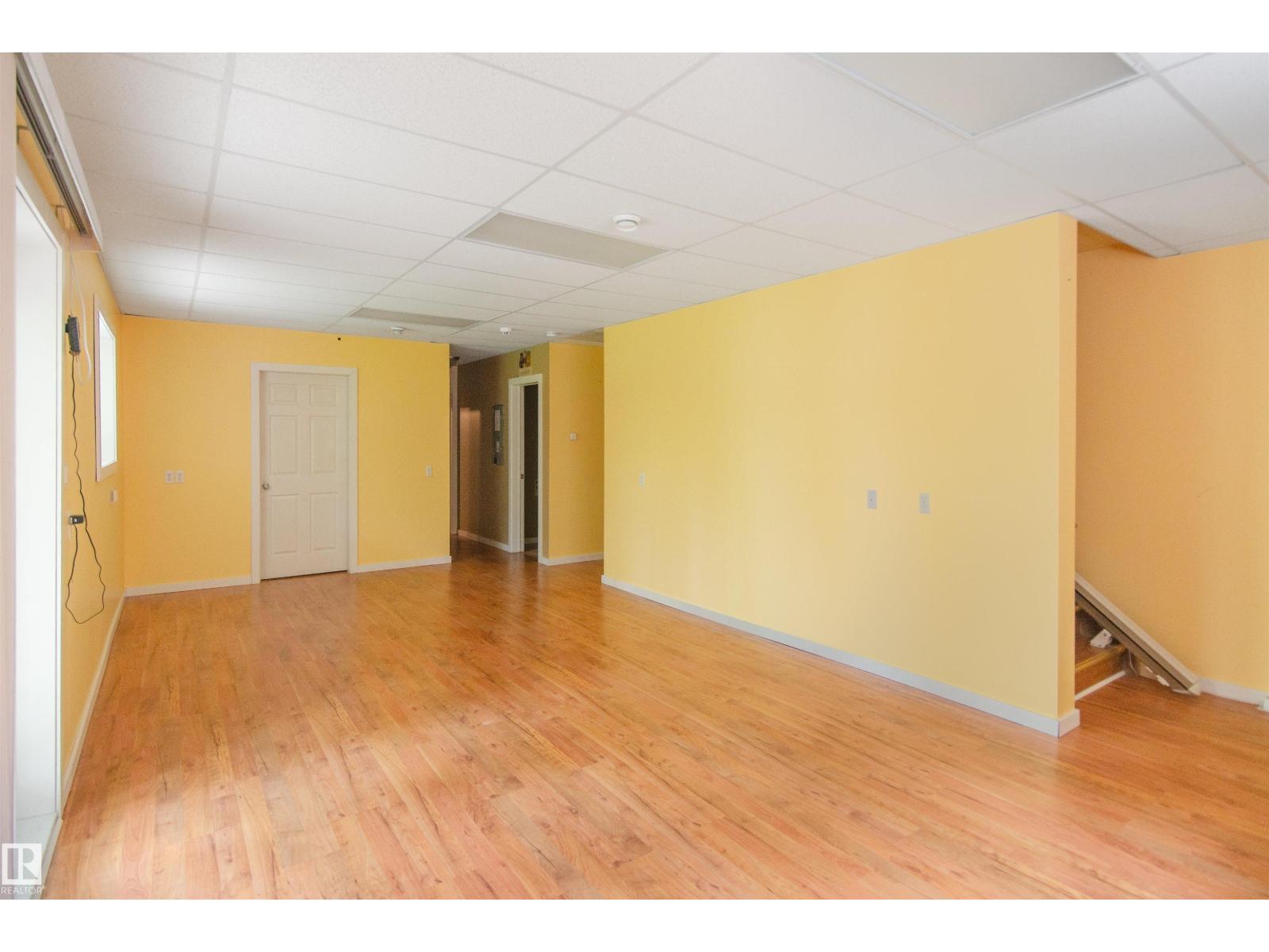Unknown Address, ,    - Photo 32 - E4492532