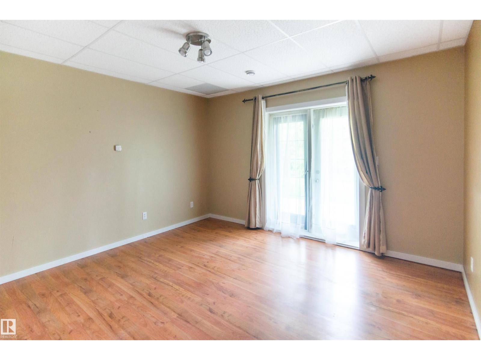 Unknown Address, ,    - Photo 37 - E4492532