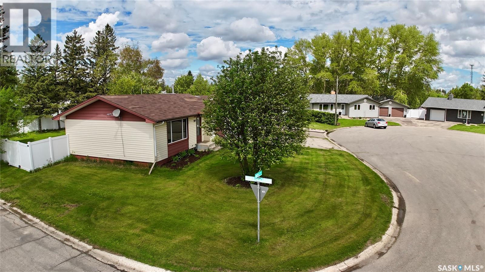 302 Maple Bay, Langenburg, Saskatchewan  S0A 2A0 - Photo 36 - SK038682