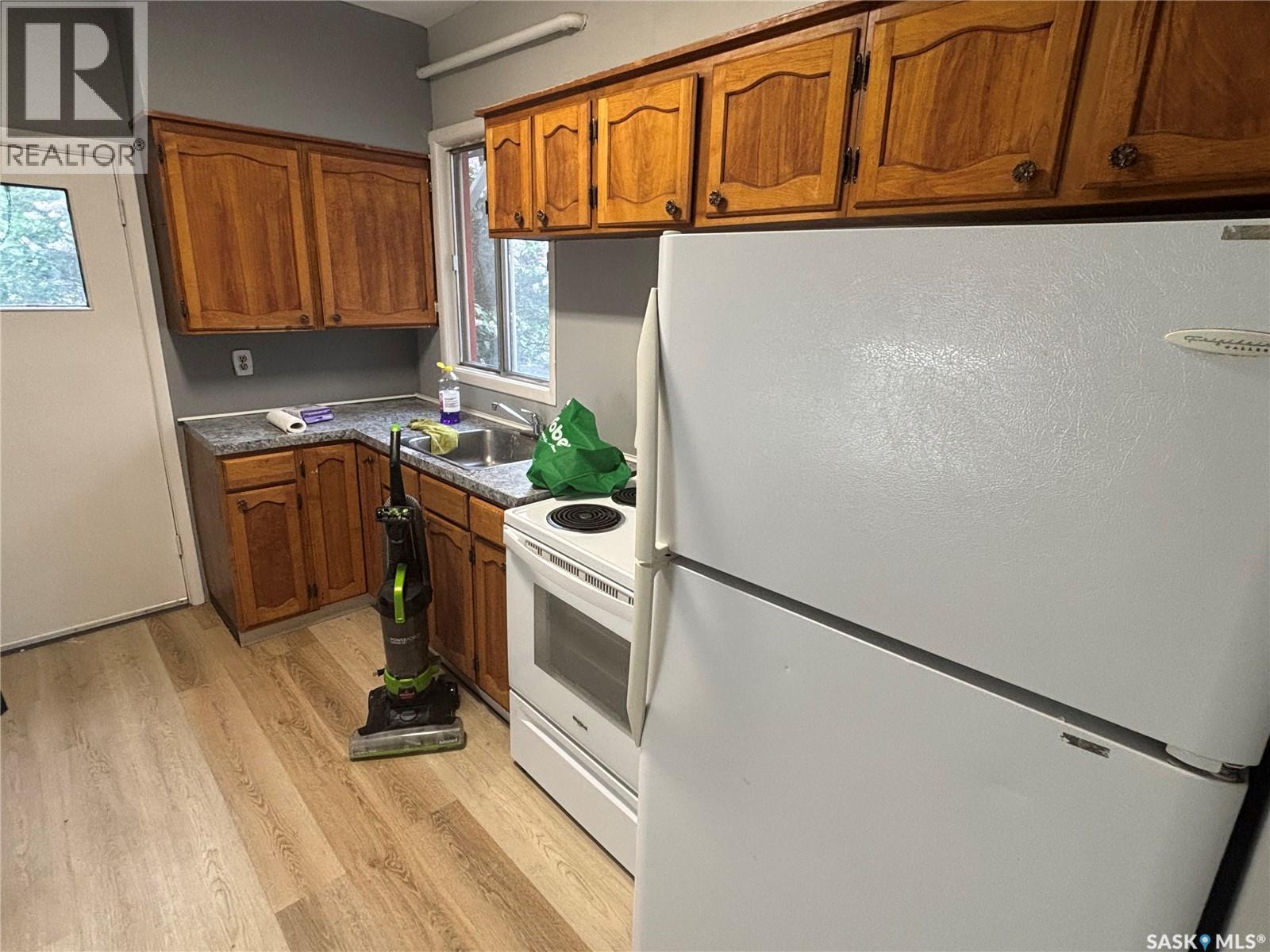 822 10th Street E, Saskatoon, Saskatchewan  S7H 0H3 - Photo 5 - SK038596