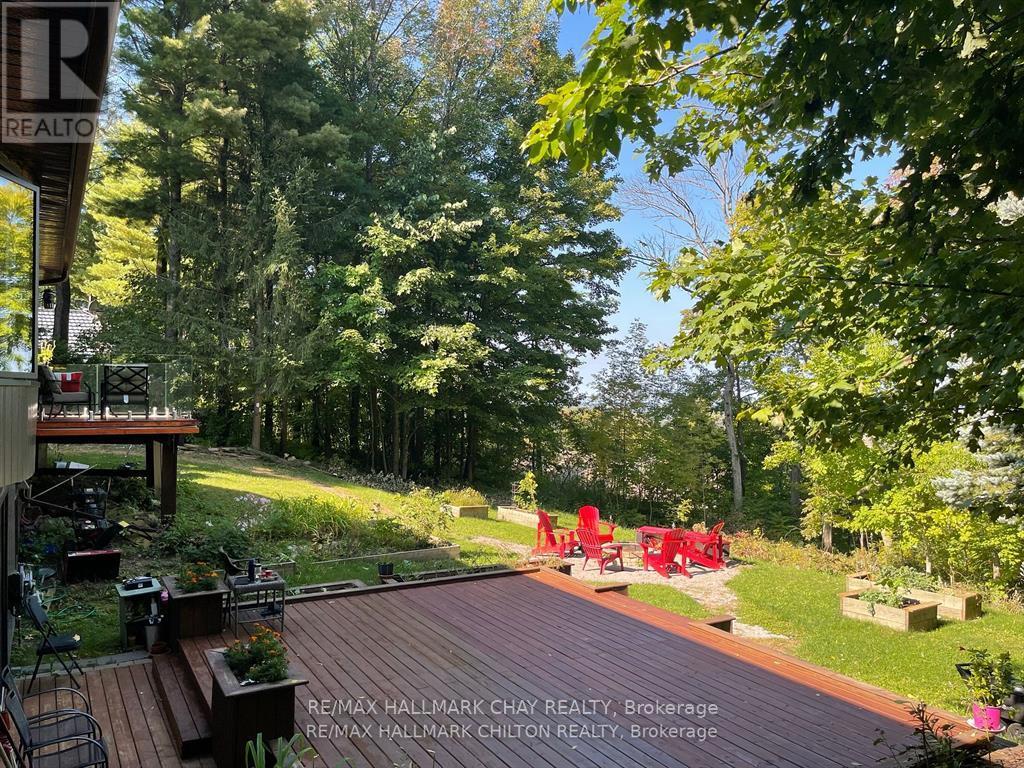 16 Highland Drive, Oro-Medonte (Horseshoe Valley), Ontario  L0L 2L0 - Photo 3 - S13417362