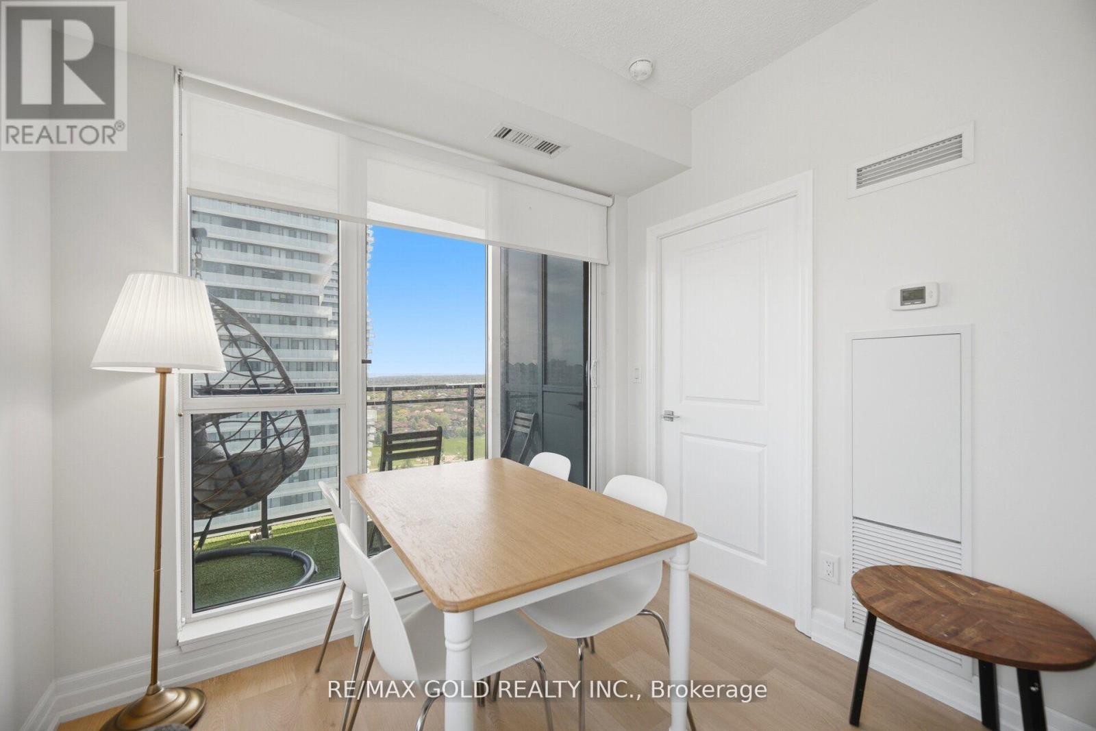 1807 - 4011 Brickstone Mews, Mississauga, Ontario  L5B 0J7 - Photo 15 - W13417440