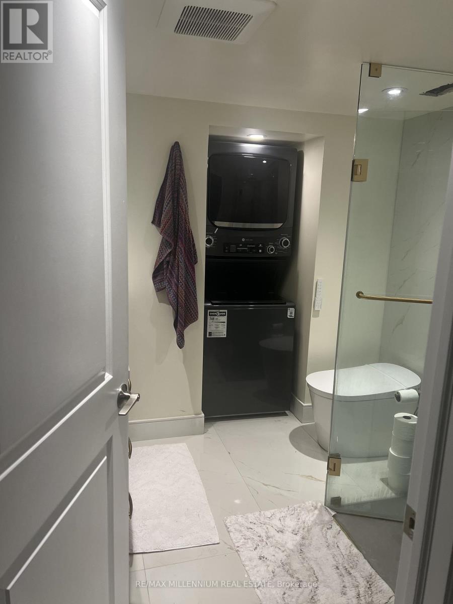 5988 Sidmouth Street, Mississauga, Ontario  L5V 2Z5 - Photo 30 - W13417448