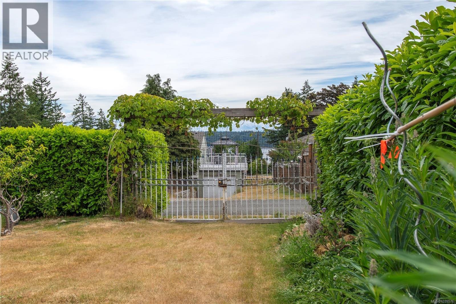 371 Mclean St, Campbell River, British Columbia  V9W 2M7 - Photo 34 - 1039576