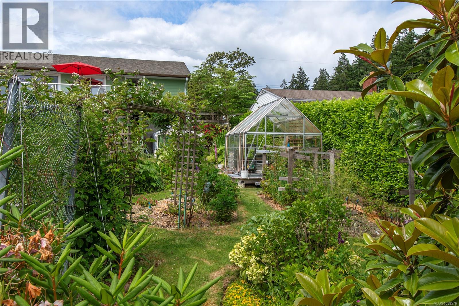 371 Mclean St, Campbell River, British Columbia  V9W 2M7 - Photo 45 - 1039576