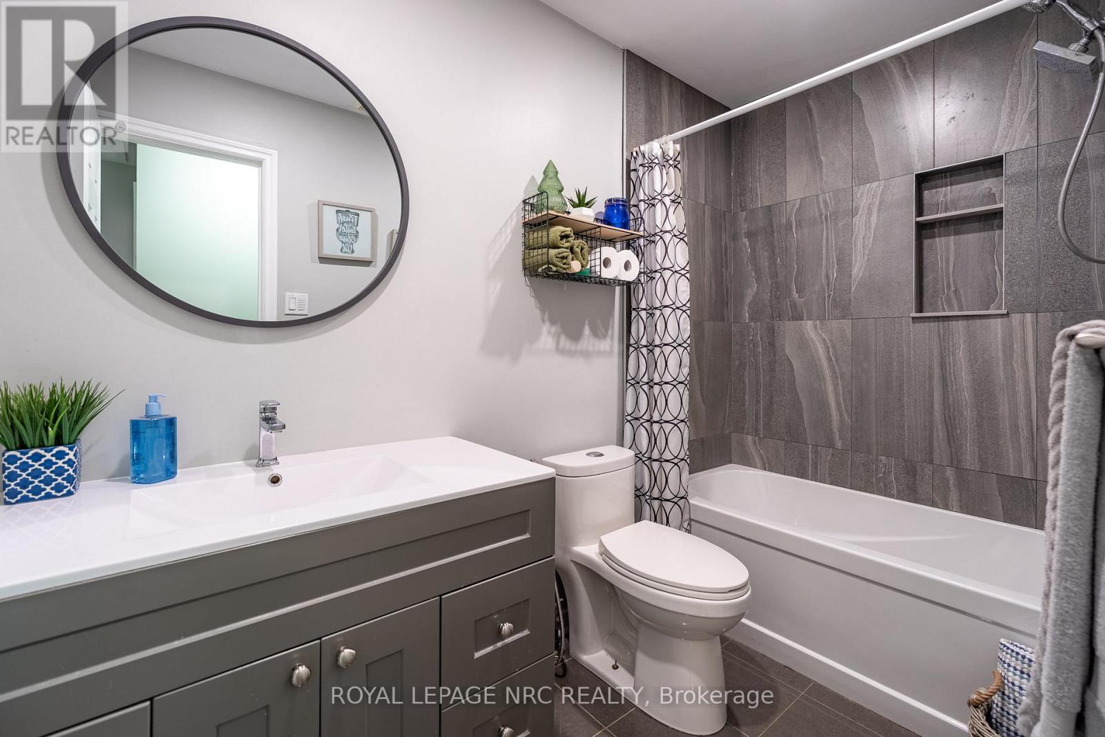 12 Cypress Street, St. Catharines, Ontario  L2N 4L9 - Photo 11 - X13417354