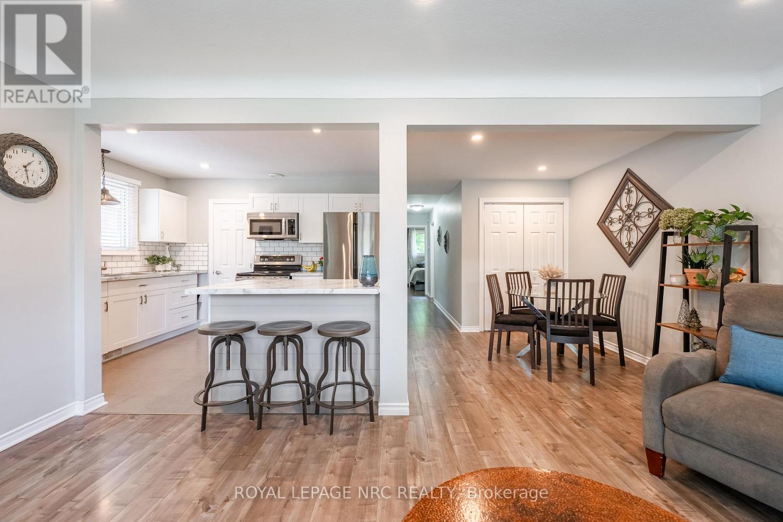 12 Cypress Street, St. Catharines, Ontario  L2N 4L9 - Photo 3 - X13417354