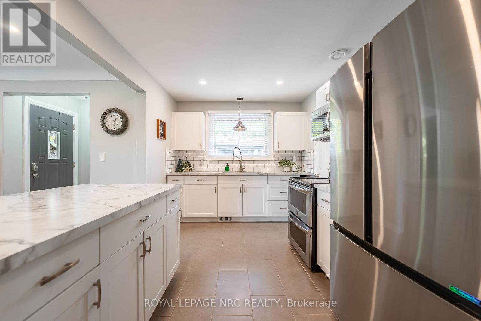 12 Cypress Street, St. Catharines, Ontario  L2N 4L9 - Photo 7 - X13417354