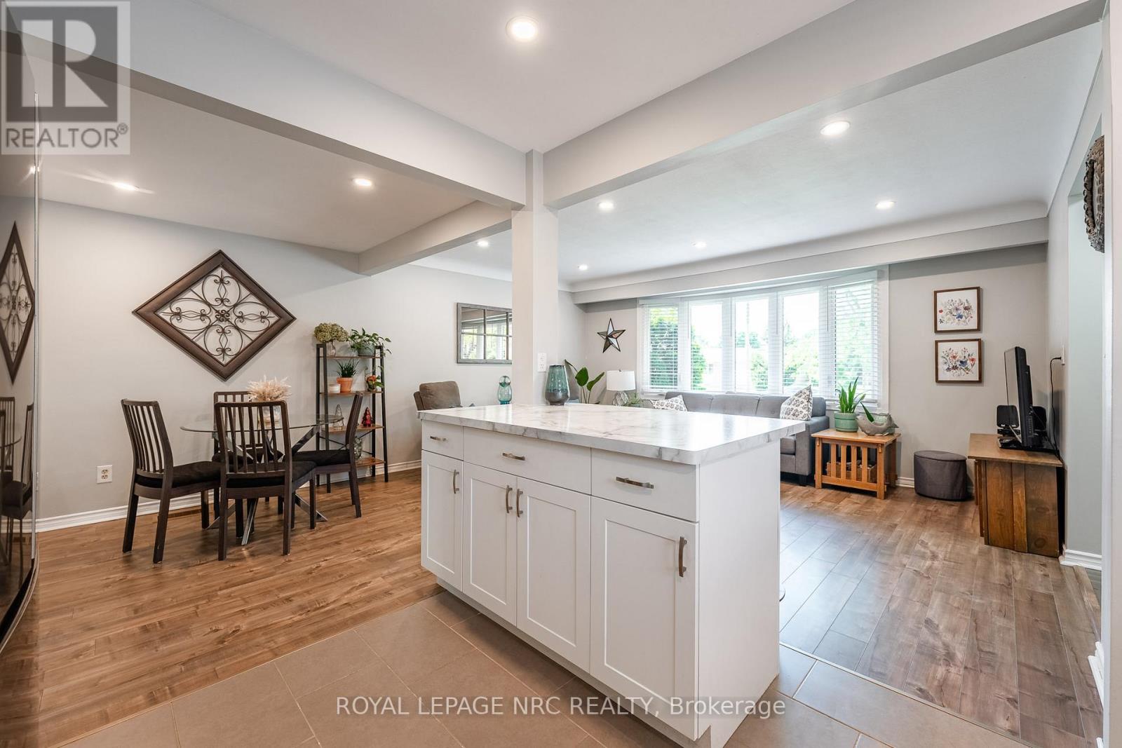 12 Cypress Street, St. Catharines, Ontario  L2N 4L9 - Photo 8 - X13417354