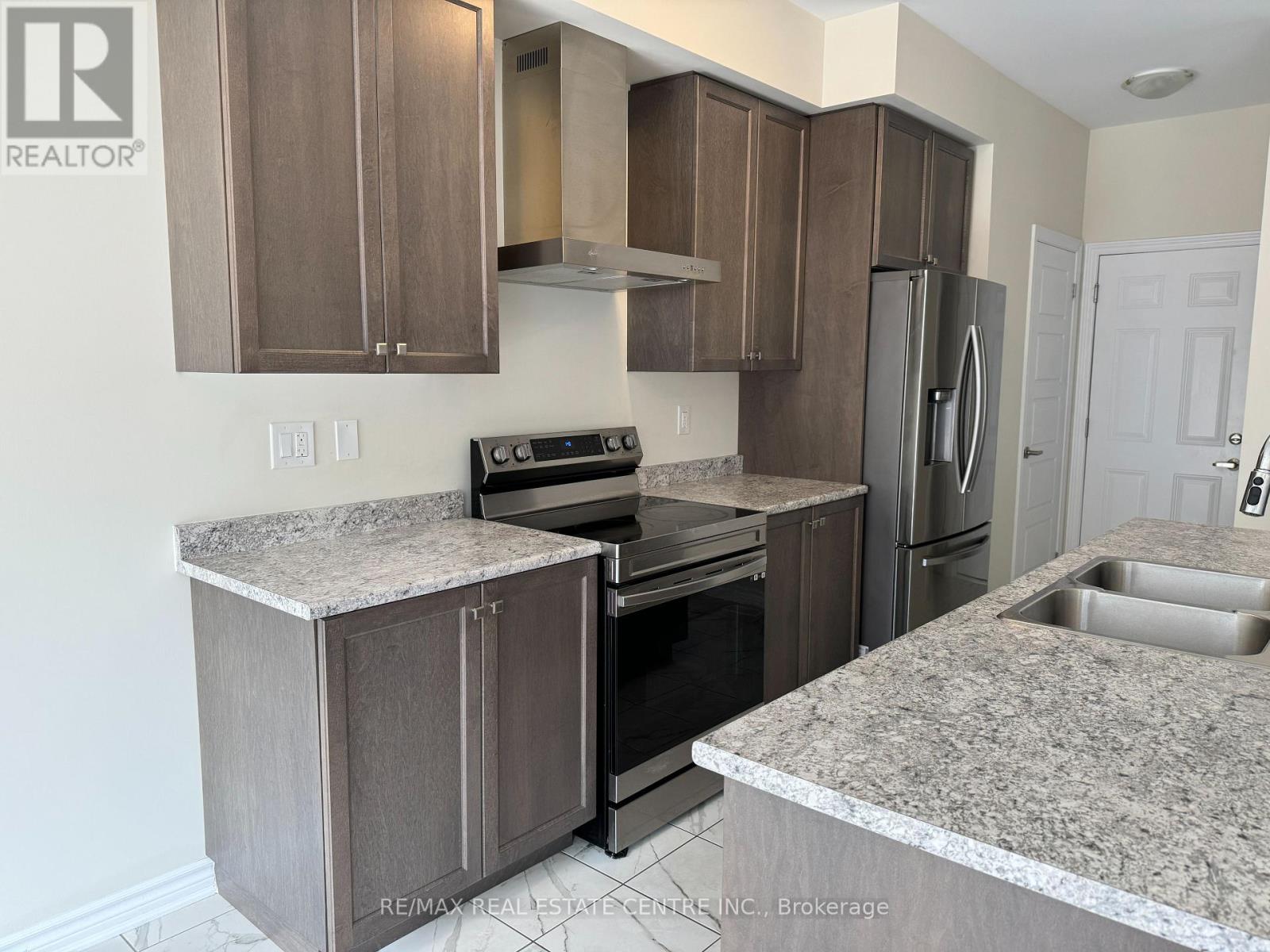 89 Blacksmith Drive, Woolwich, Ontario  N0B 1M0 - Photo 11 - X13417360