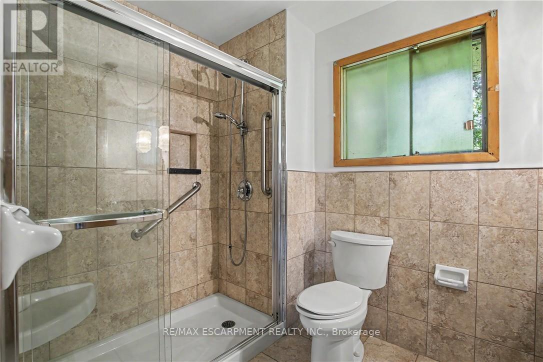 78 Christopher Drive, Hamilton, Ontario  L9B 1G8 - Photo 21 - X13417458