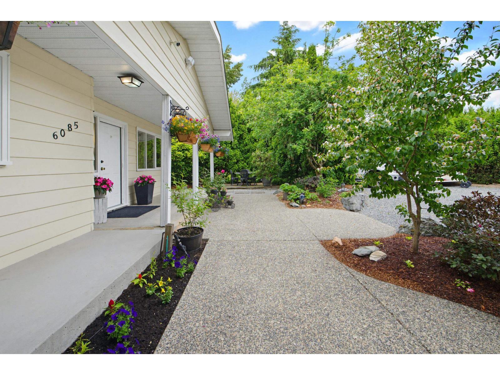 6085 Bradner Road, Abbotsford, British Columbia  V4X 2C7 - Photo 38 - R3133079