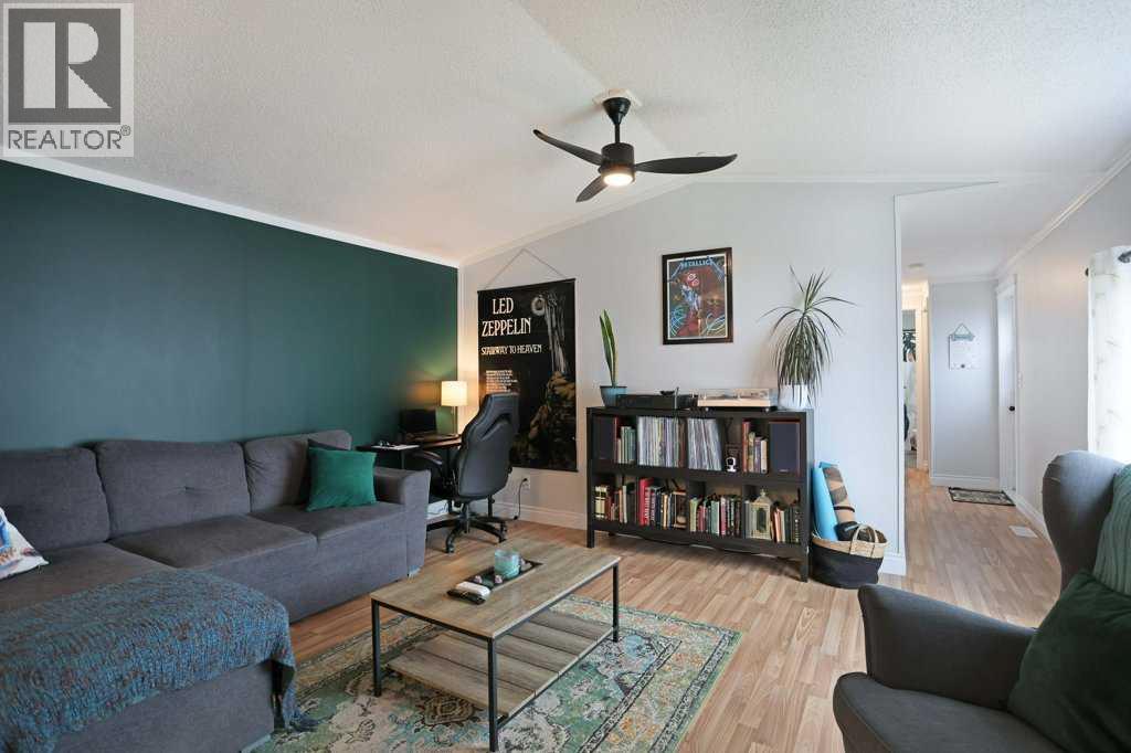 23 Meadowlake Gate E, Brooks, Alberta  T1R 1E9 - Photo 17 - A2317634