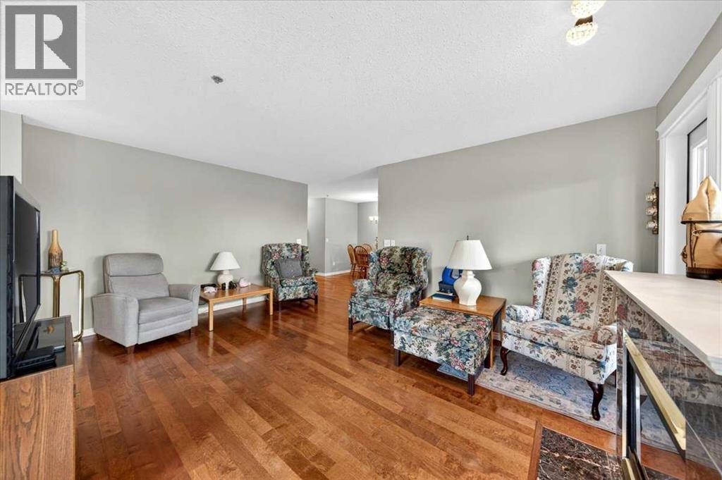201, 4507 45 Street SW, Calgary, Alberta  T3E 6K7 - Photo 23 - A2316857