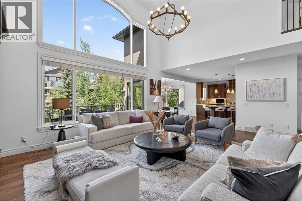 32 Aspen Meadows Manor Sw, Calgary, Alberta  T3H 5Z6 - Photo 3 - A2317801