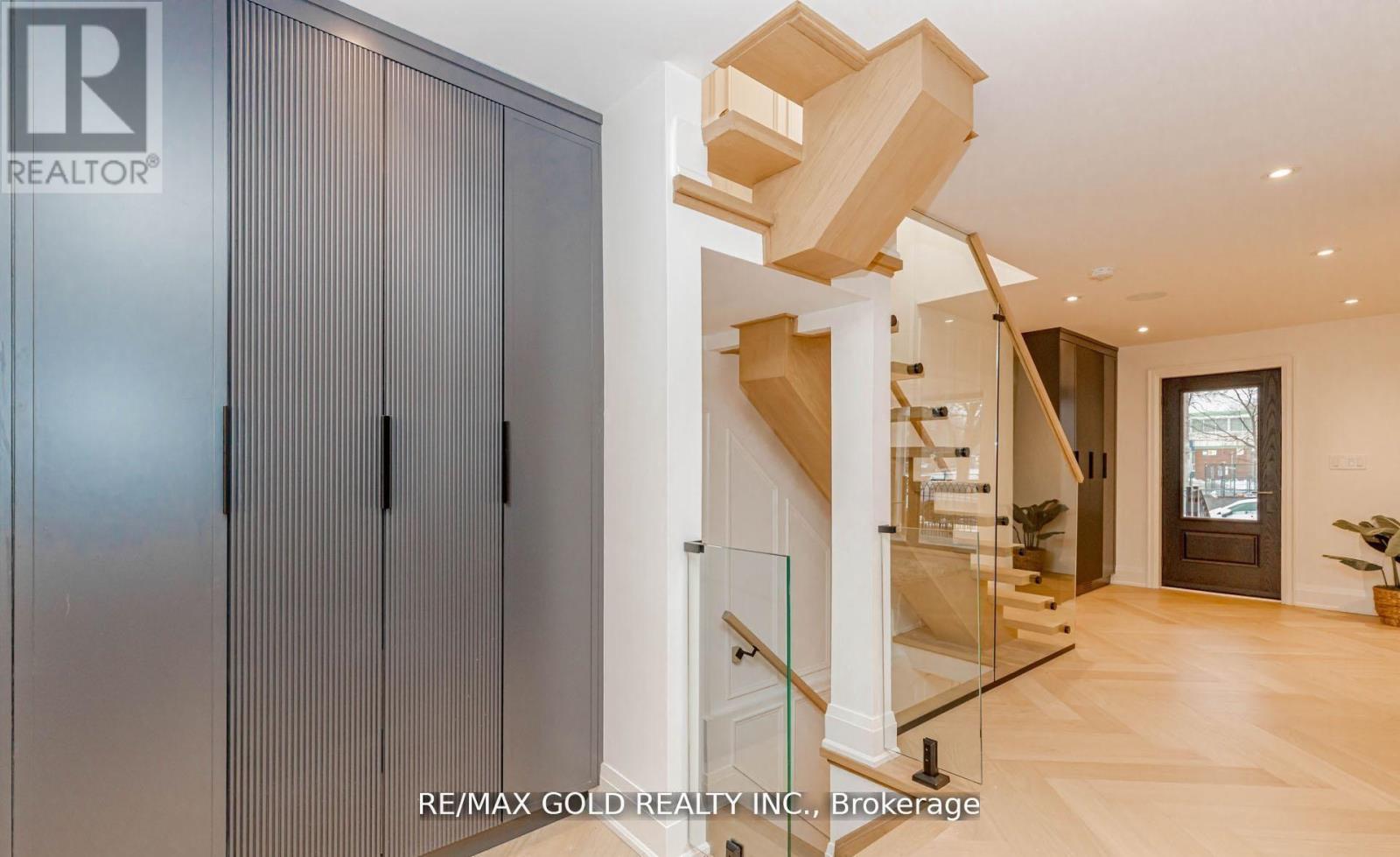 786 Euclid Avenue, Toronto, Ontario  M6G 2V4 - Photo 17 - C13417502