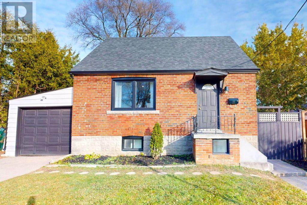 77 GLENBURN AVENUE, Toronto, Ontario
