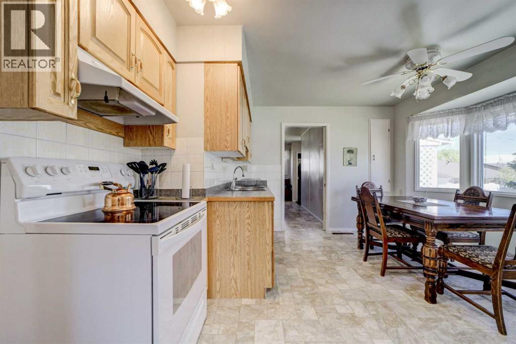731 Mcdougall Street, Pincher Creek, Alberta  T0K 1W0 - Photo 6 - A2316806