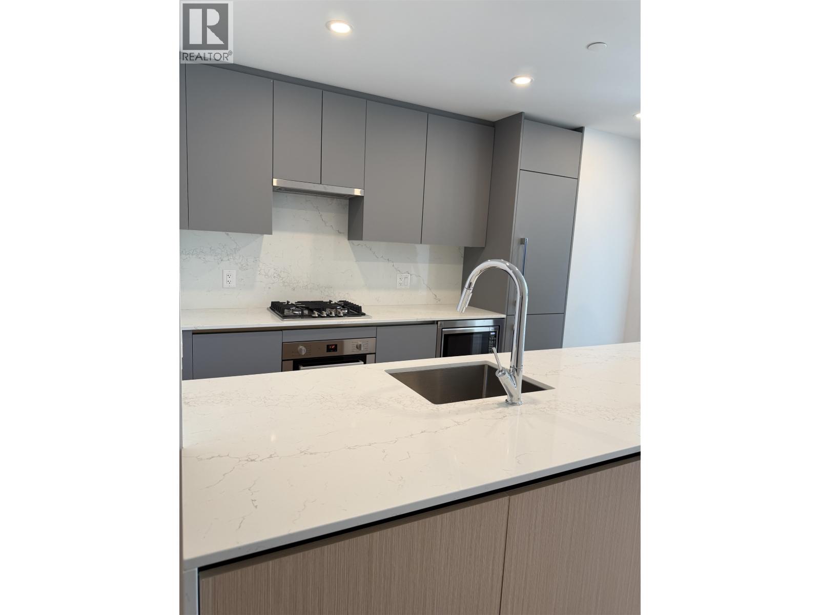 505 7977 Lansdowne Road, Richmond, British Columbia  V6X 0X7 - Photo 3 - R3133263