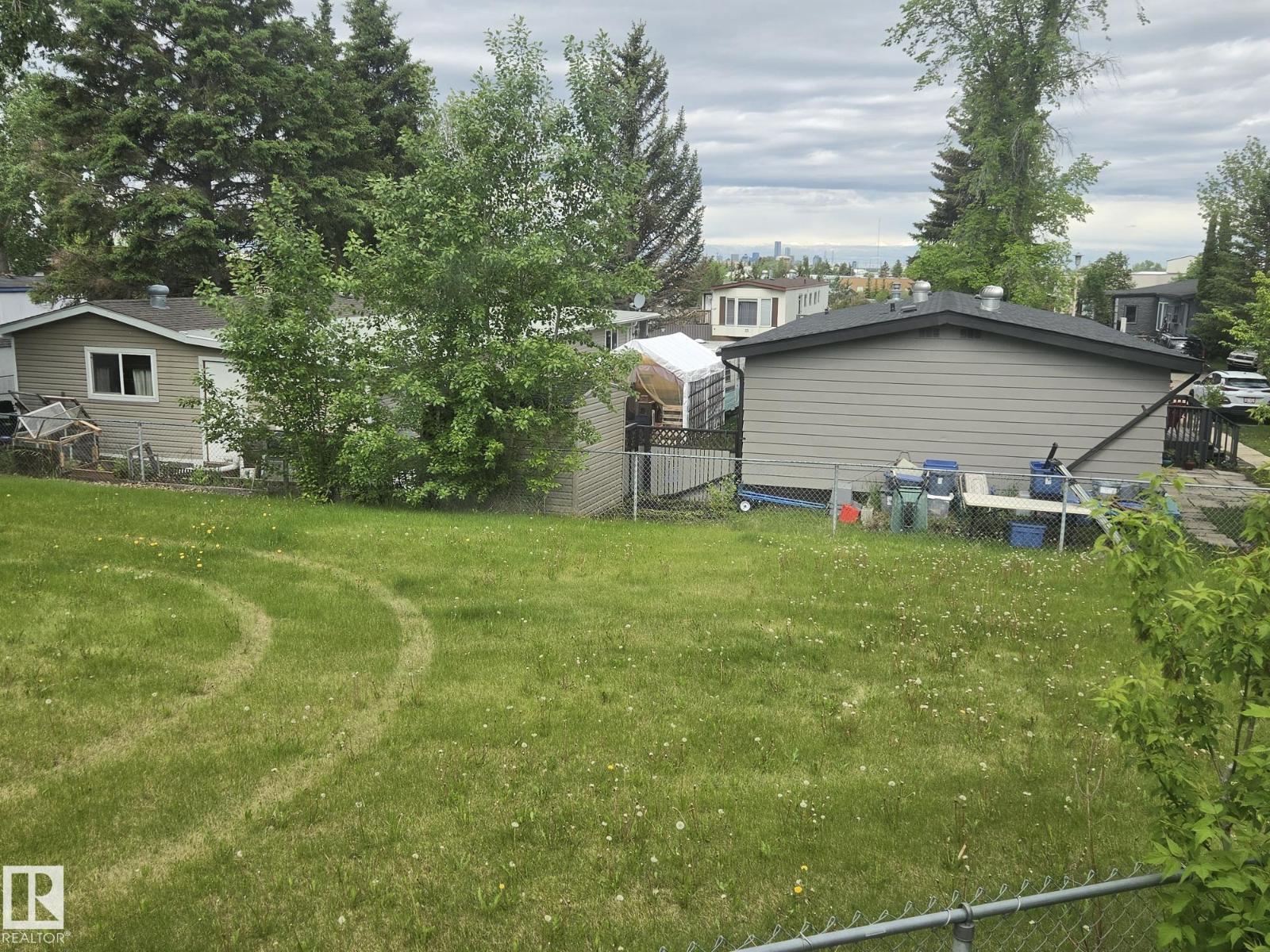 14 Willowdale Dr NW, Edmonton, Alberta  T6P 1G4 - Photo 9 - E4492493