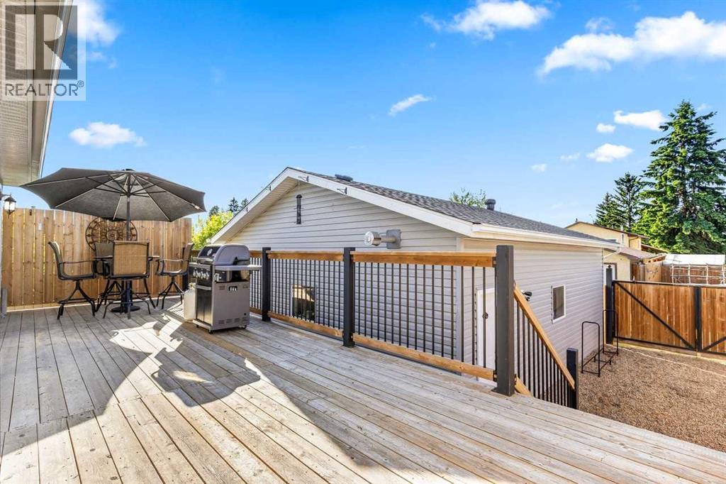 216 Castleridge Drive Ne, Calgary, Alberta  T3J 1X3 - Photo 38 - A2313610