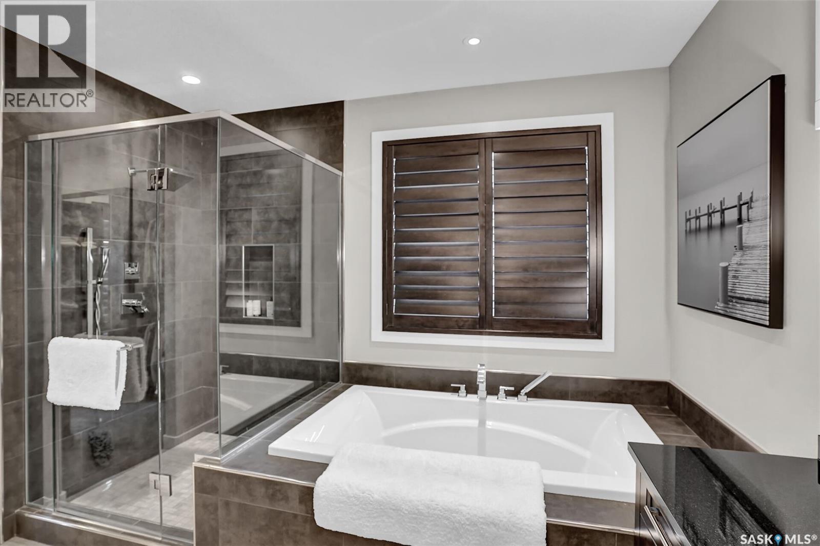 308 Brookview Drive, Regina, Saskatchewan  S4Y 0B2 - Photo 32 - SK038710