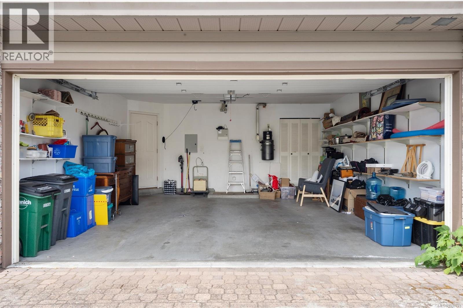 Listing image 36