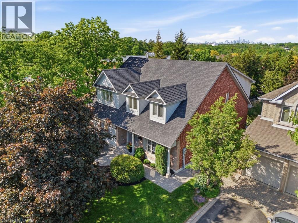 2205 SHAFTESBURY Court, Oakville, Ontario