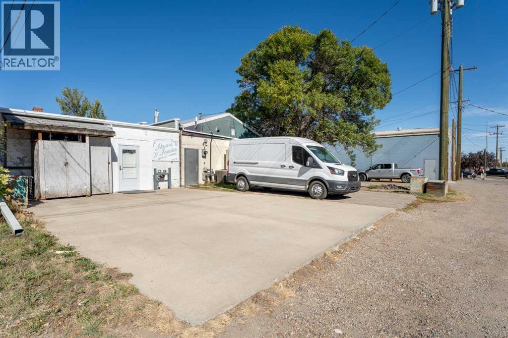 121 Centre Street, Vulcan, Alberta  T0L 2B0 - Photo 34 - A2280091