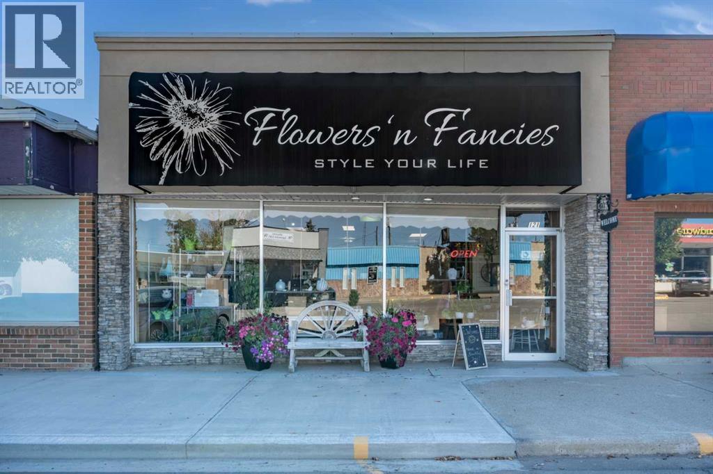 121 Centre Street, Vulcan, Alberta  T0L 2B0 - Photo 1 - A2280091