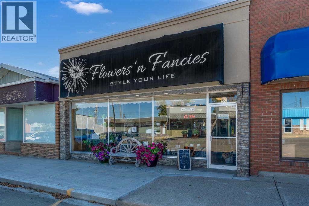 121 Centre Street, Vulcan, Alberta  T0L 2B0 - Photo 3 - A2280091