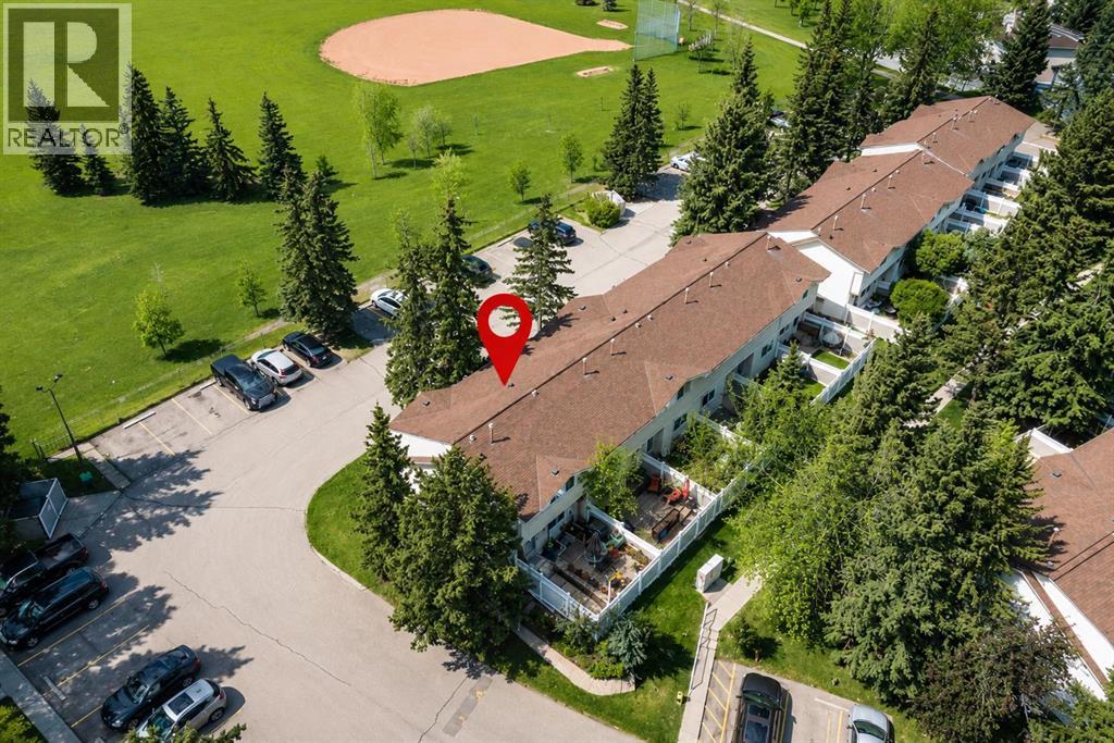 165 Woodmont Terrace SW, Calgary, Alberta  T2W 4Z4 - Photo 1 - A2314987