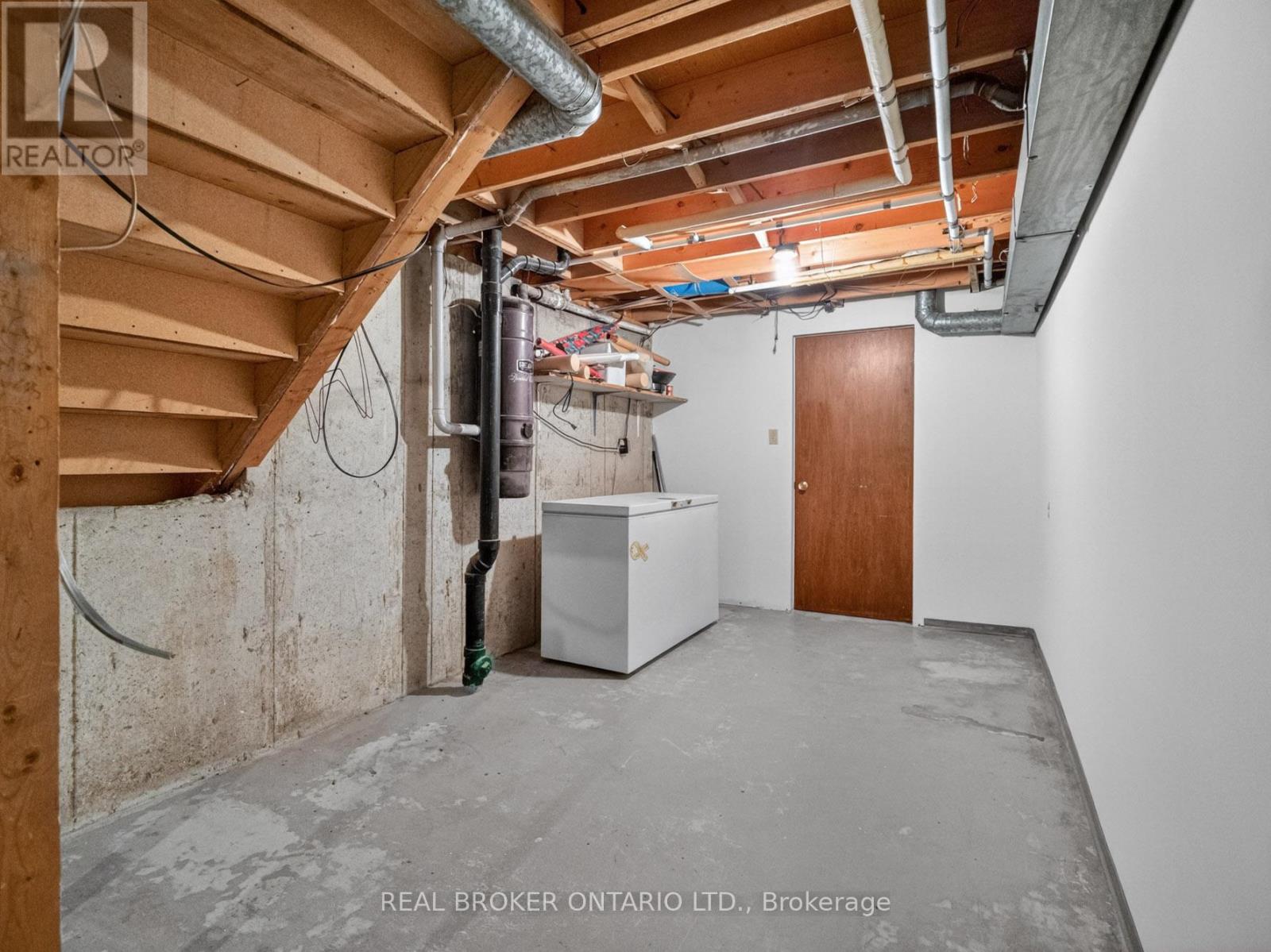 17 Montgomery Road, Welland, Ontario  L3C 2Y2 - Photo 37 - X13417566