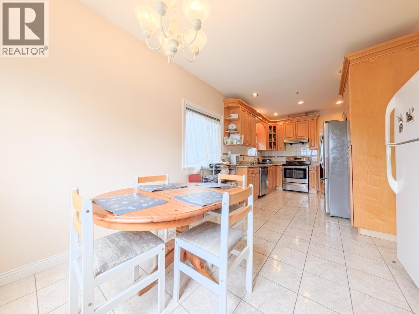 552 E 50th Avenue, Vancouver, British Columbia  V5X 1B2 - Photo 10 - R3131573