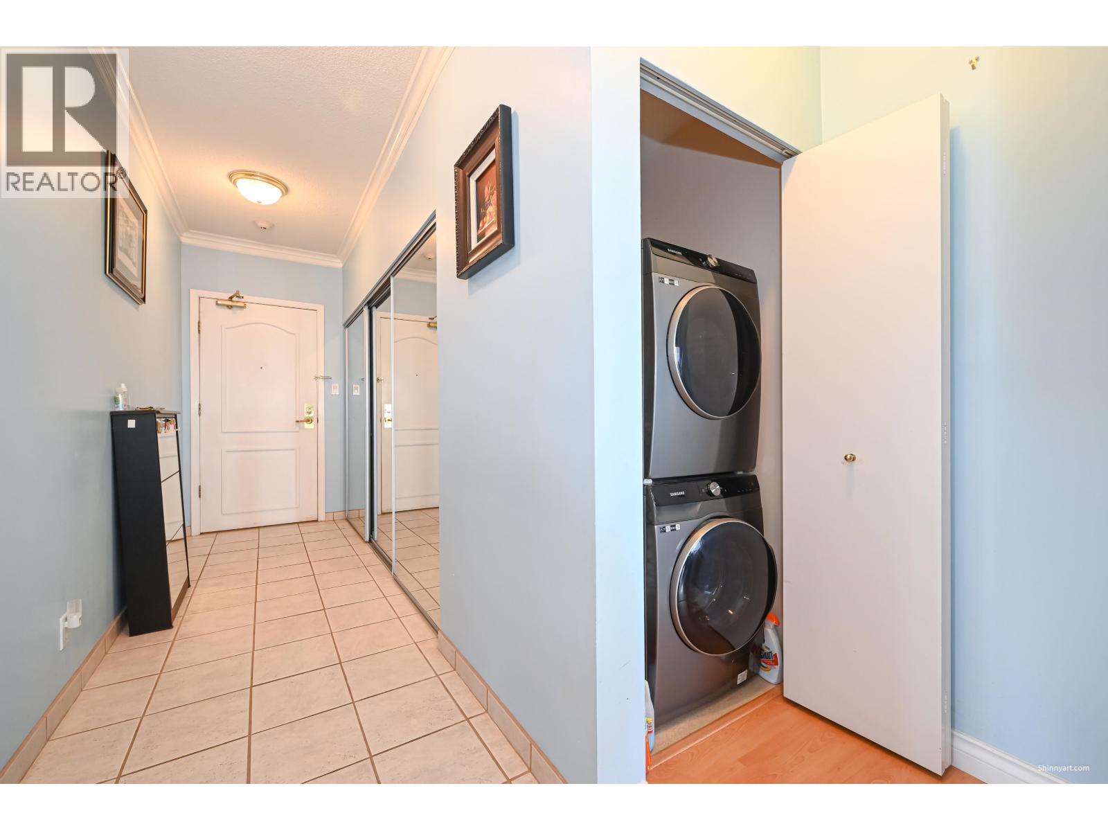 1304 6888 Station Hill Drive, Burnaby, British Columbia  V3N 4X5 - Photo 7 - R3133274