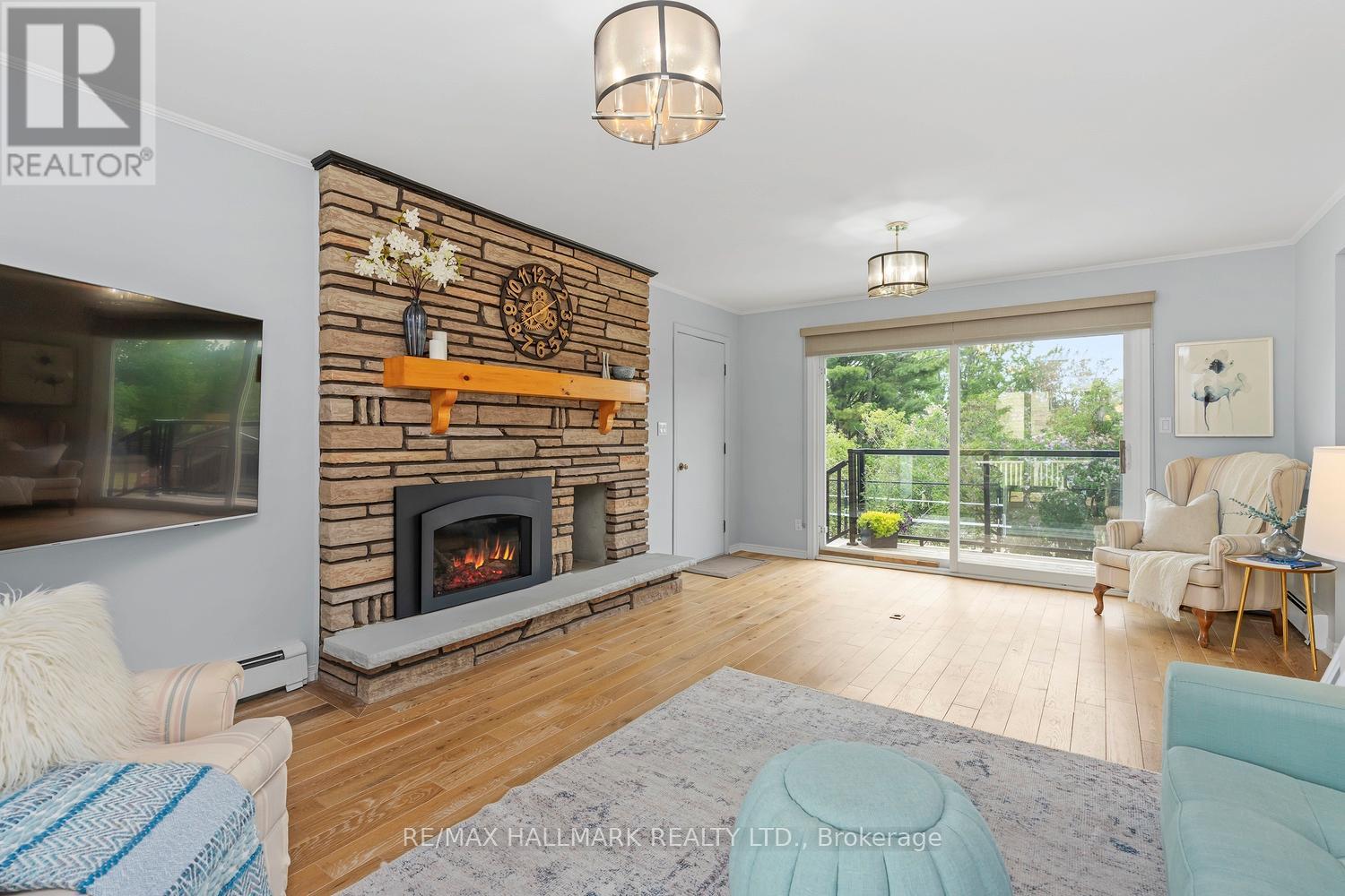 16 Price Drive, Oro-Medonte, Ontario  L3V 6H2 - Photo 20 - S13417636