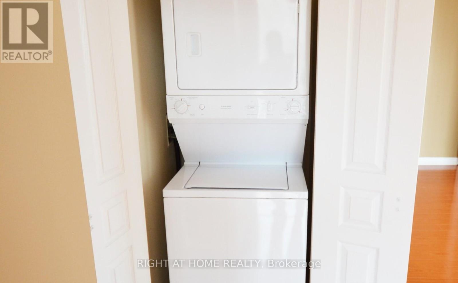 3009 - 225 Webb Drive, Mississauga, Ontario  L5B 3Y5 - Photo 16 - W13417572