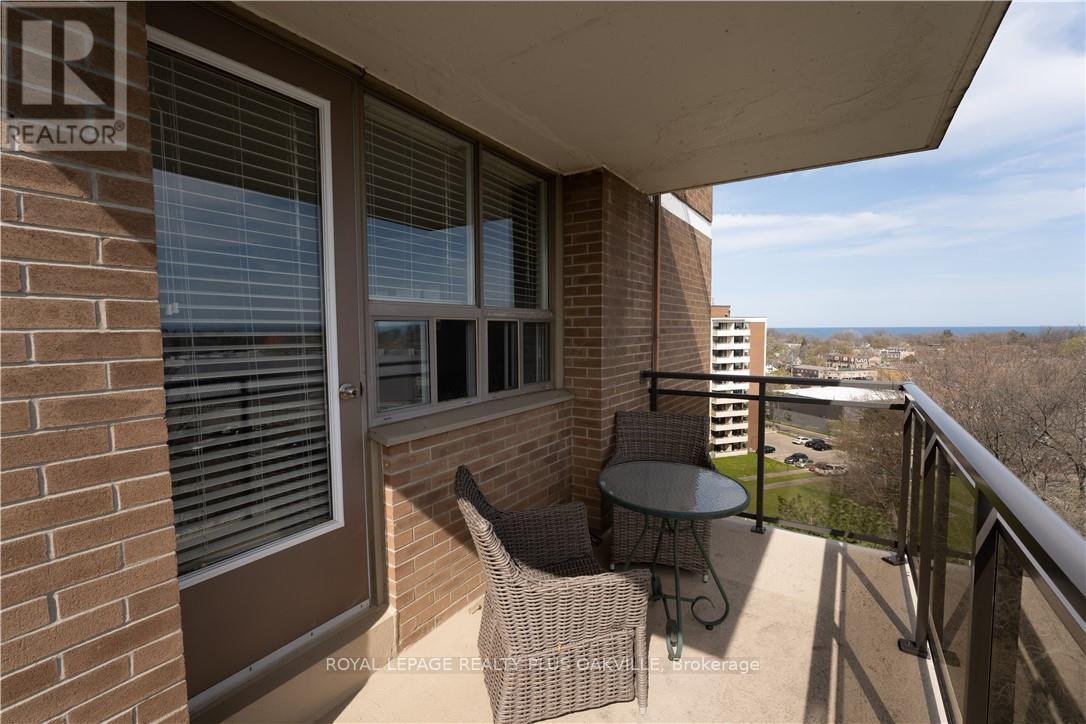 909 - 212 Kerr Street, Oakville, Ontario  L6K 3B1 - Photo 32 - W13417576