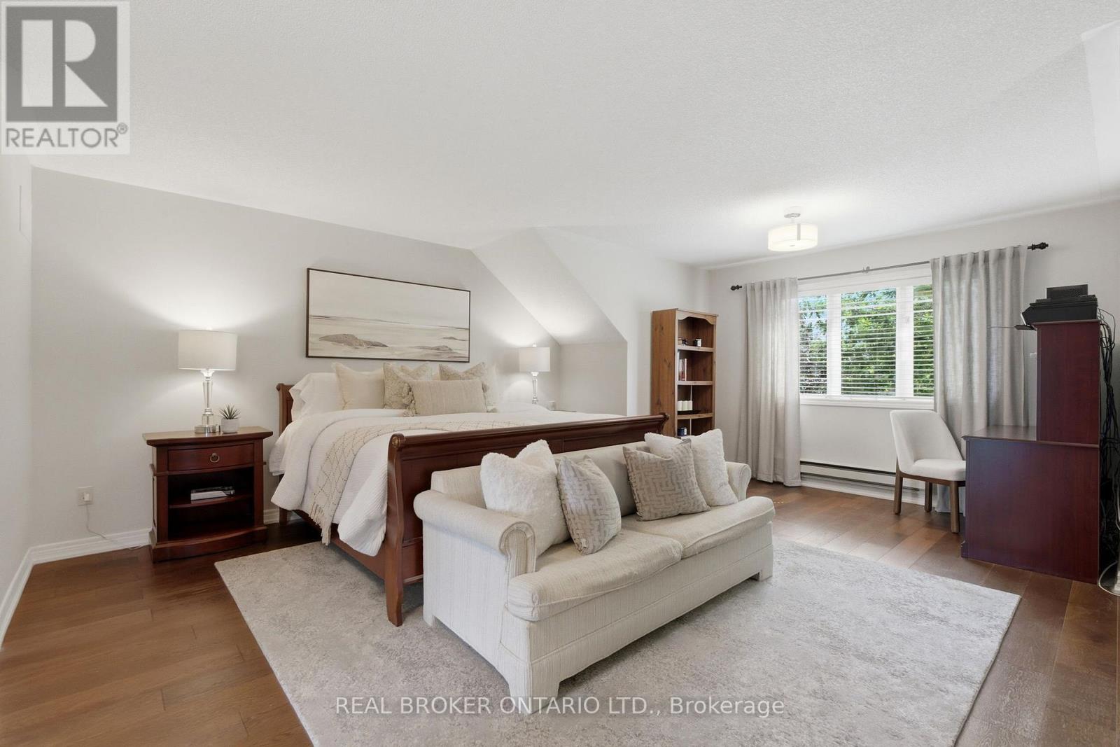 2205 Shaftesbury Court, Oakville, Ontario  L6H 6C6 - Photo 28 - W13417624