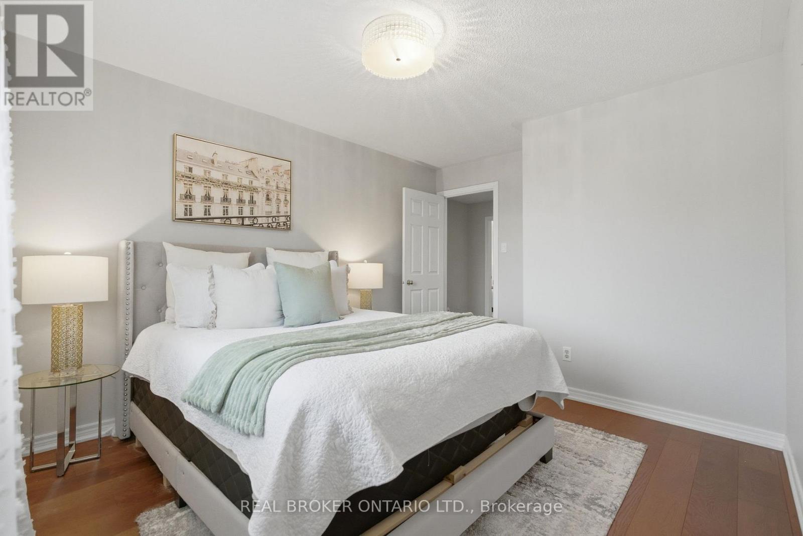 2205 Shaftesbury Court, Oakville, Ontario  L6H 6C6 - Photo 31 - W13417624