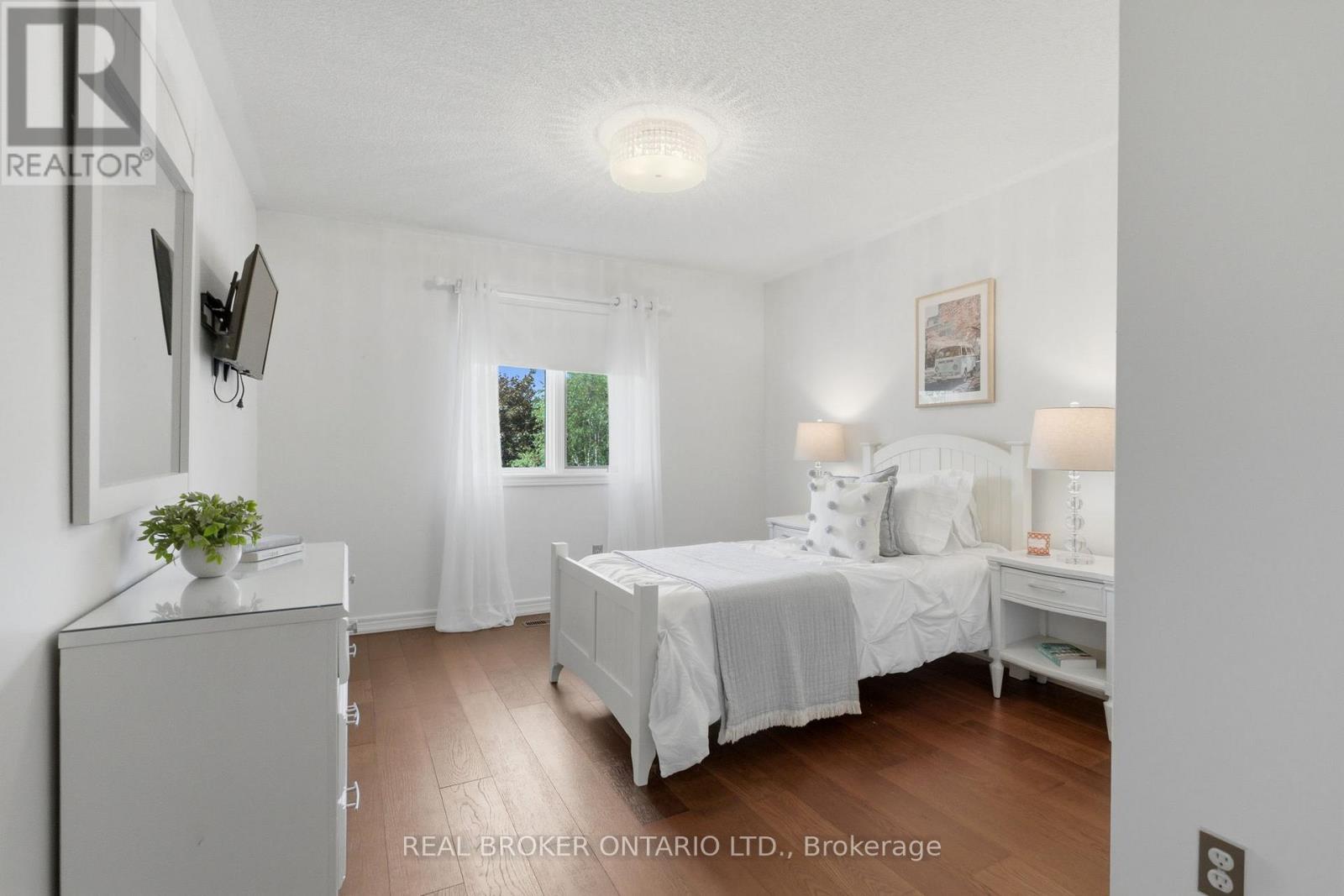 2205 Shaftesbury Court, Oakville, Ontario  L6H 6C6 - Photo 35 - W13417624