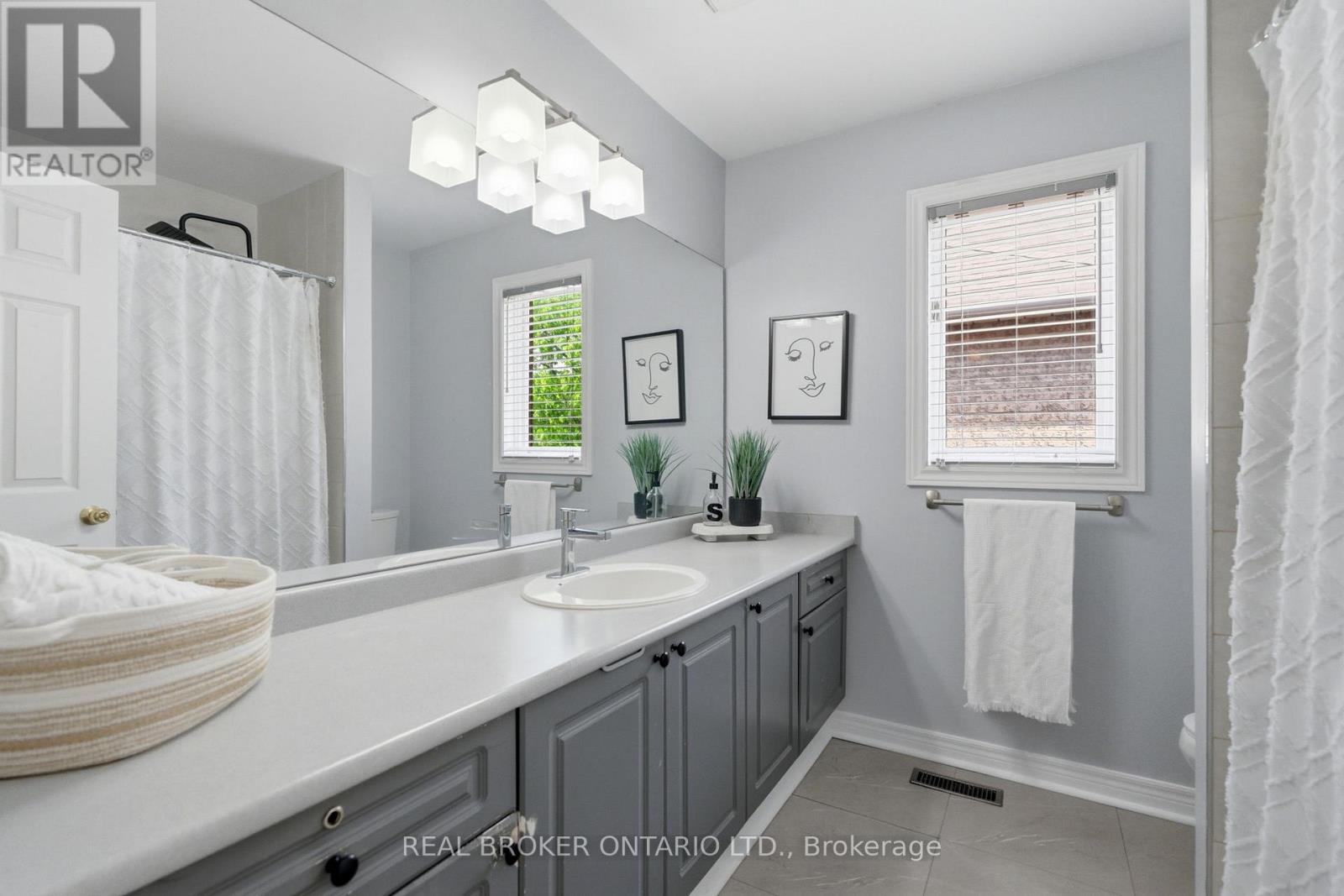2205 Shaftesbury Court, Oakville, Ontario  L6H 6C6 - Photo 41 - W13417624