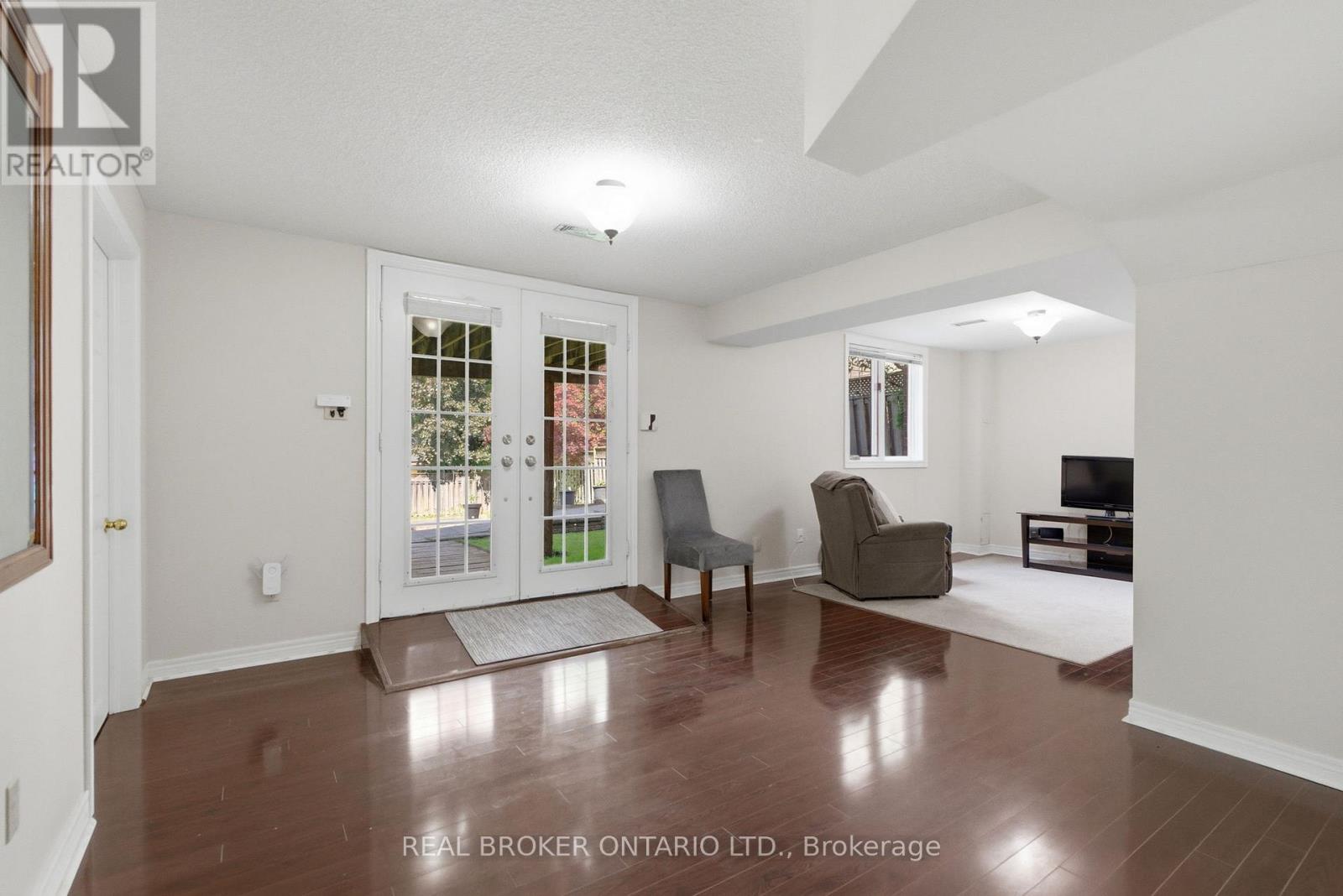 2205 Shaftesbury Court, Oakville, Ontario  L6H 6C6 - Photo 42 - W13417624